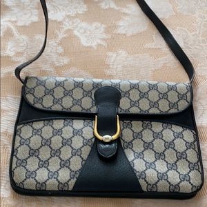 Vintage Gucci with adjustable straps